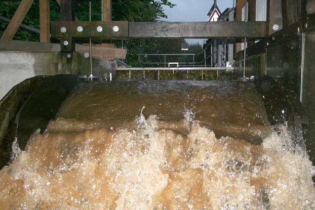 Wasserrad Hochwasser 2007