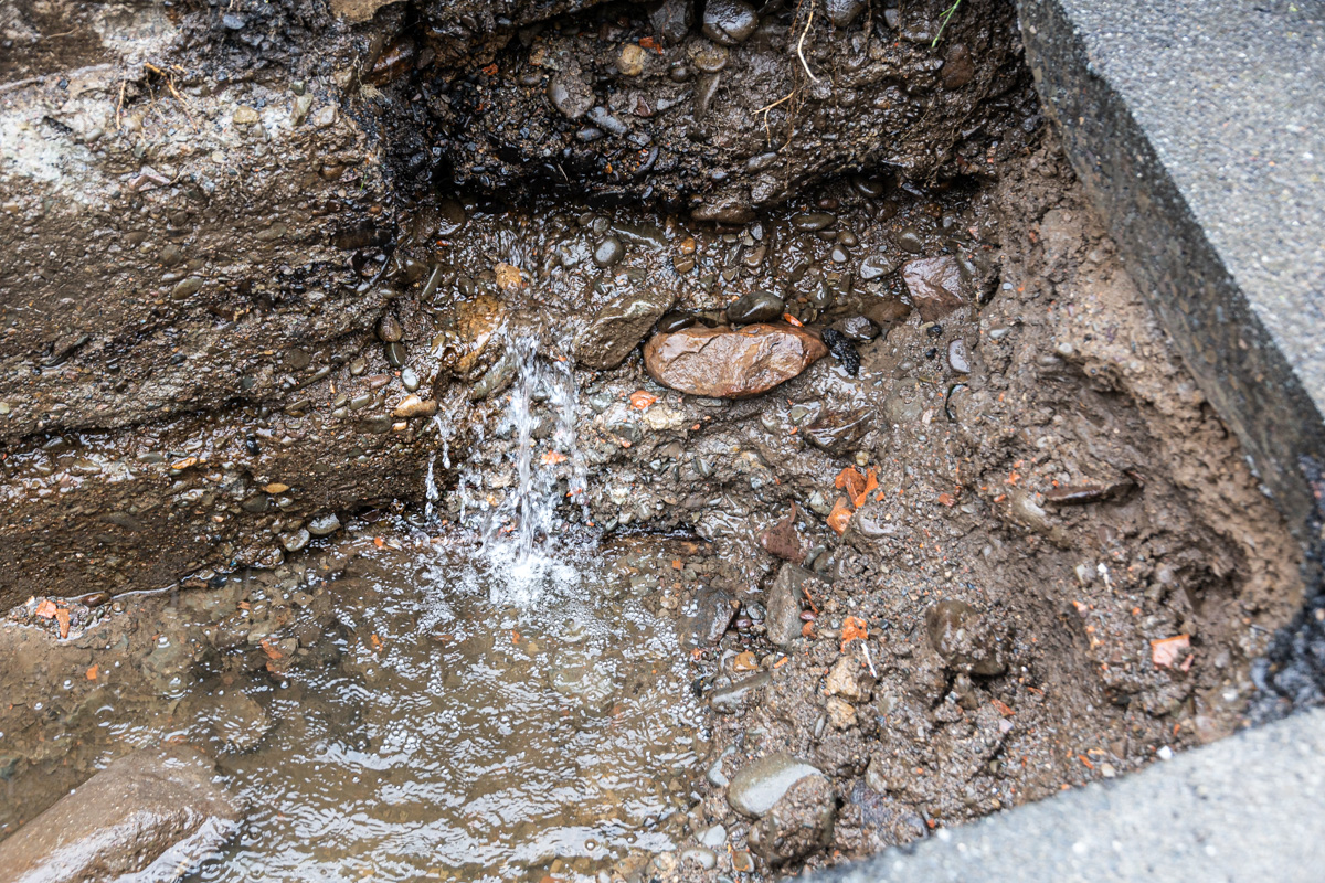 Erneute Undichtigkeit am Wasserrad in Herzberg Erneute Undichtigkeit am Wasserrad in Herzberg